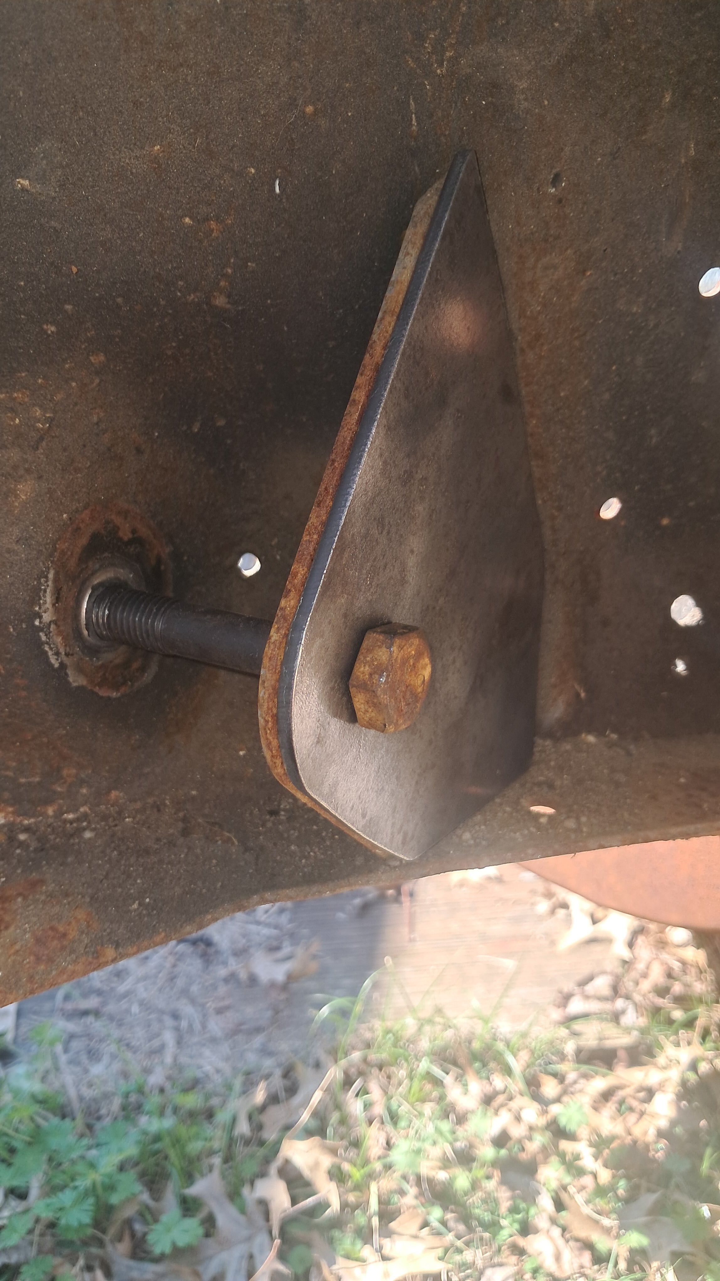 Cadillac / Caprice /Roadmaster  upper trailing arm mount reinforcment plates (frame side)