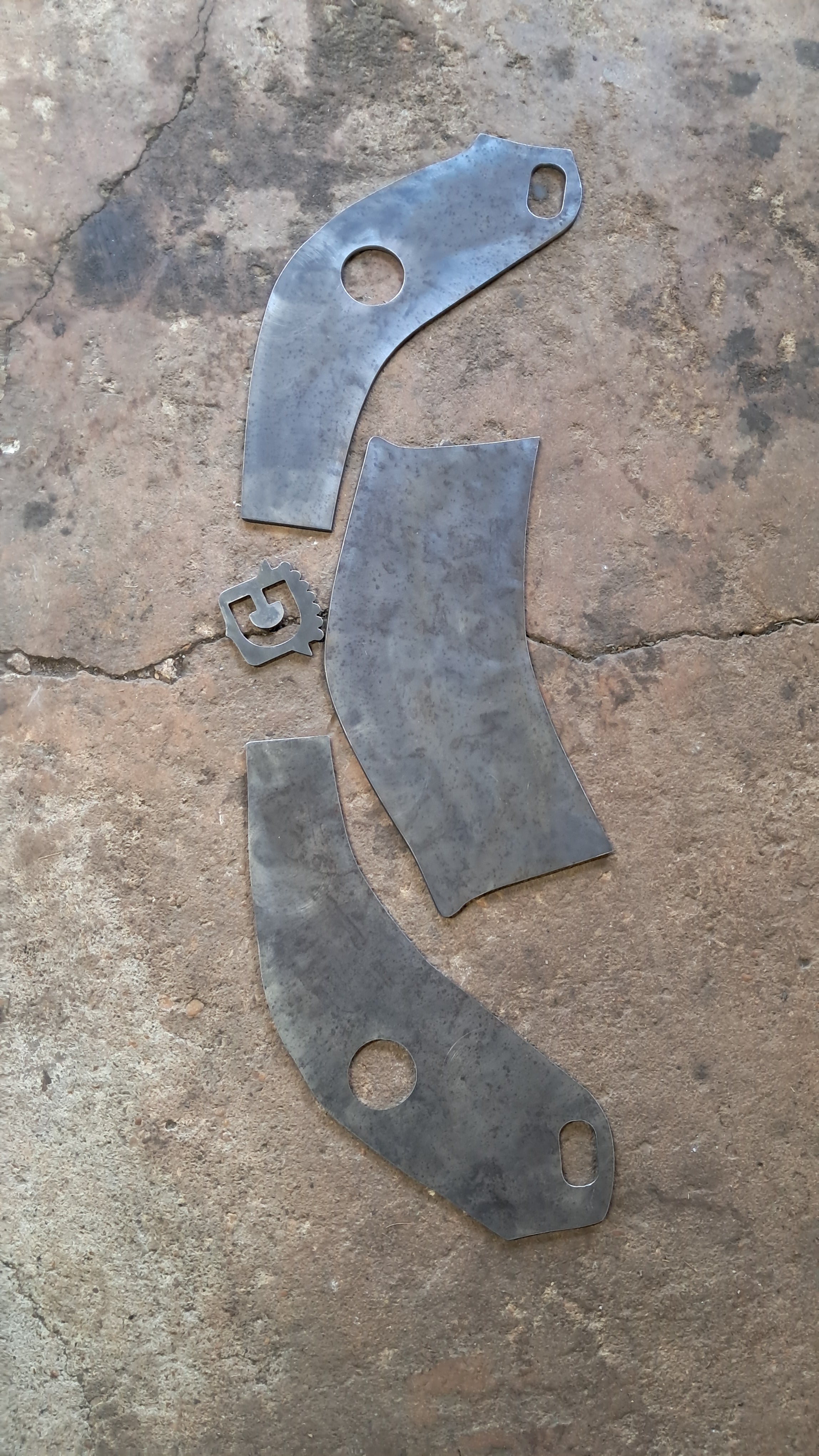 Cadillac belly reinforment plates