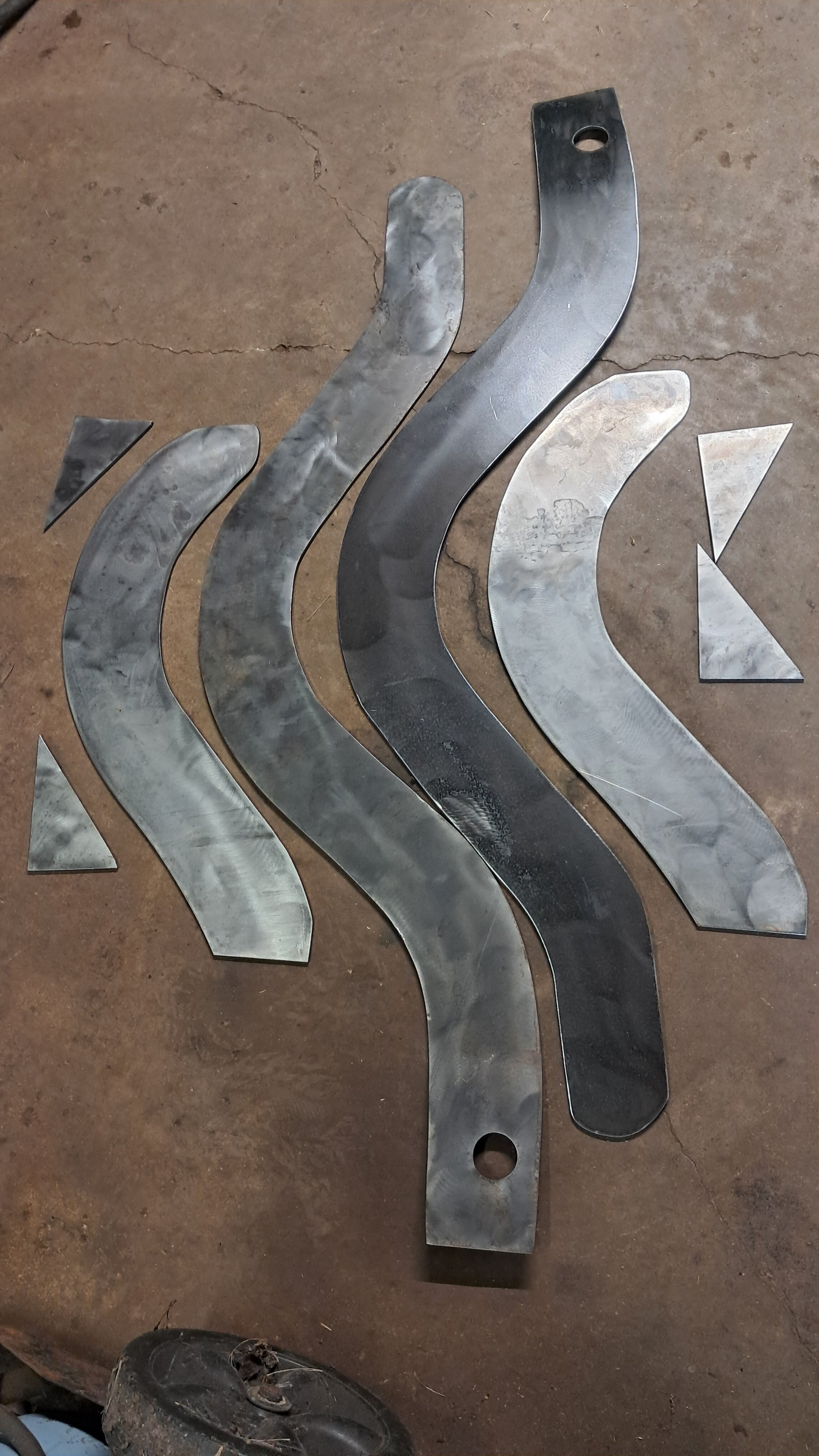 Cadillac  / Caprice  / Roadmaster  / Lesaber inner and outer rear arch reinforcment plates with bridge gussets